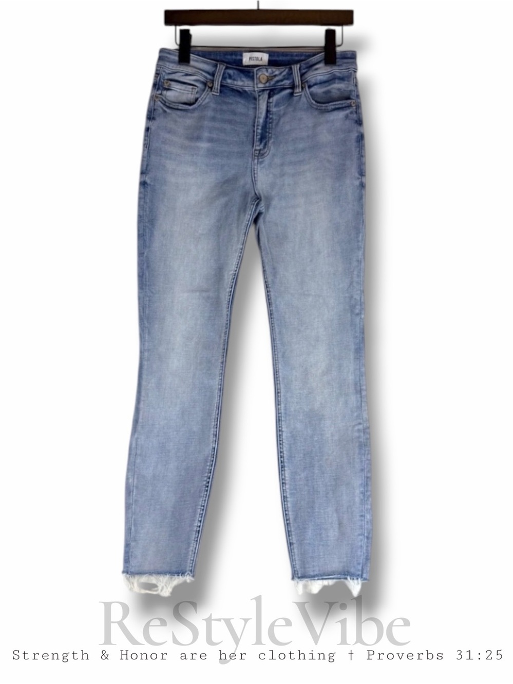 PISTOLA Women’s Size 28 Denim Jeans Mid Rise Ankle Straight Style Stretch